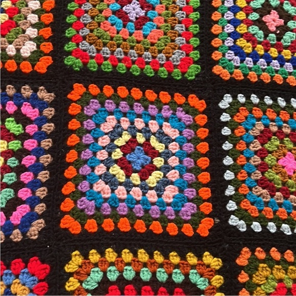 Hippie boho 70's Granny Square Afghan CrochetThrow Blanket Black - Picture 4 of 5